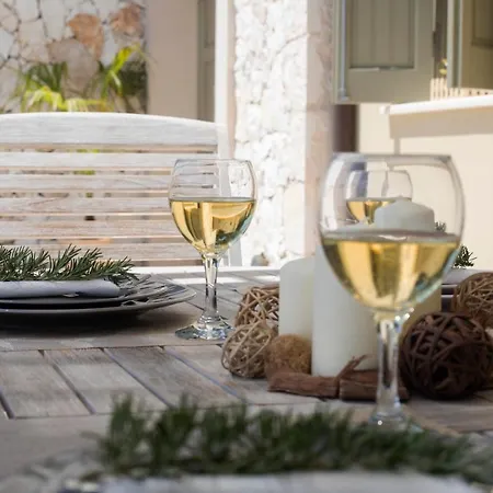 Villa Fiscardo View Villas